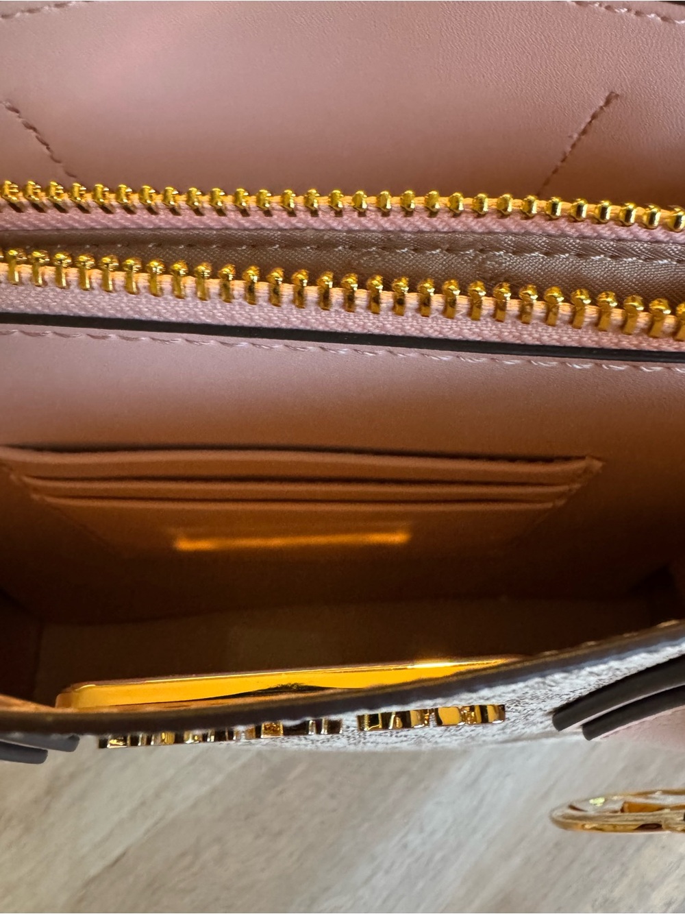 Michael Kors Cream/Light Pink MK Logo Satchel - Picture 5 of 9